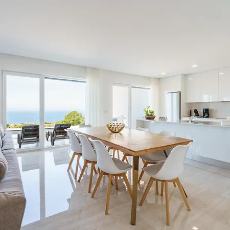 Axess With Panoramic Ocean View Villa *